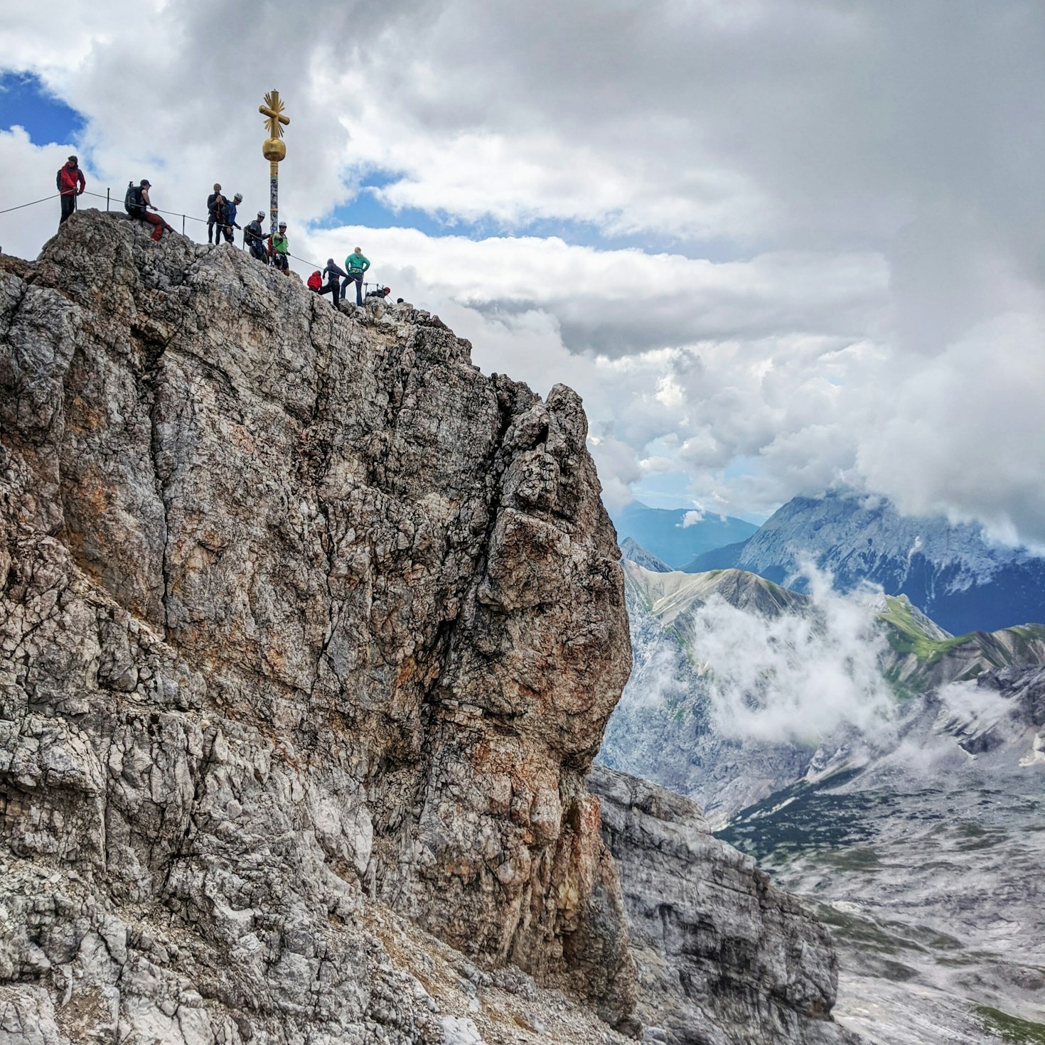 How to Uncover Authentic Hidden Gems on Your Next Vacation